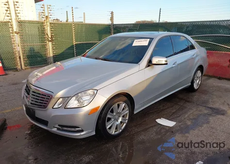 2013 Mercedes-Benz E 350 4Matic из США, поврежденный, VIN WDDHF8JB2DA703296